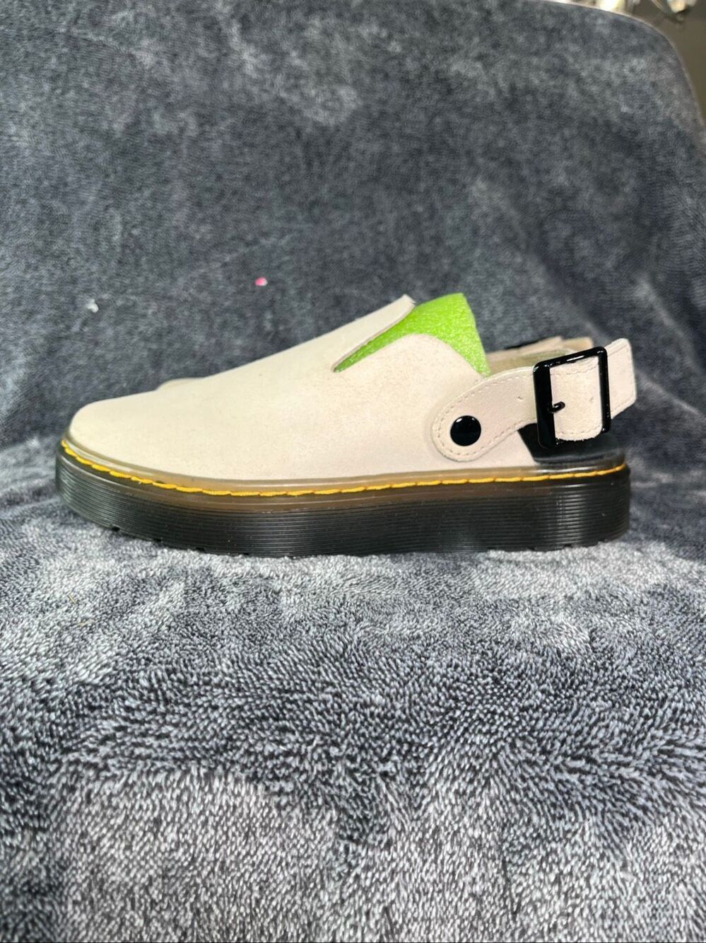 Dr. Martens Carlson Suede Mule Sandals Beige Sand New Size UK 3 US L 5